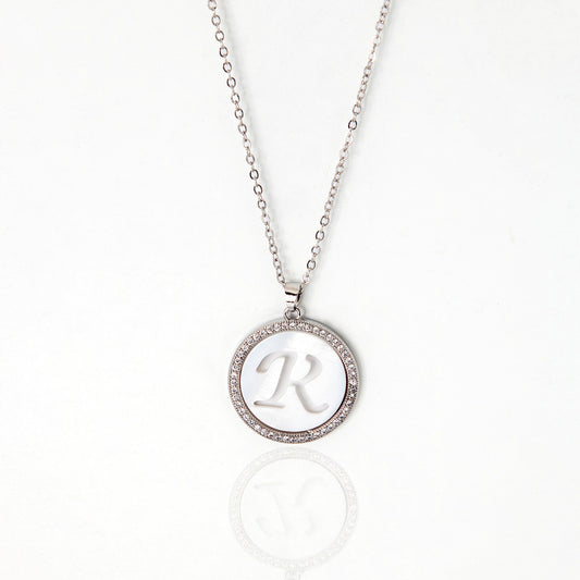 Colar Letra Iniciais Madrepérola com Microzircônias Banhado em Prata