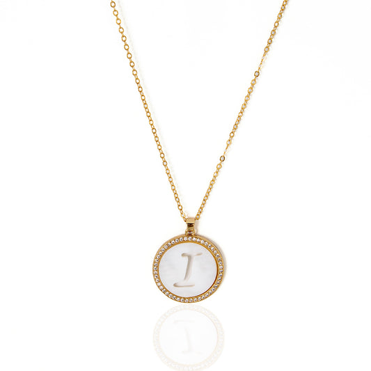 Colar Letra Iniciais Madrepérola Microzircônias  Banhado em Ouro 18K