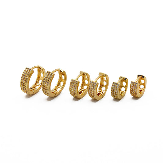 Brinco de Argola Cravejado de Zircônias Banhado