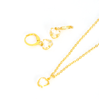 Conjunto Colar e Brinco Argolinha com Zircônias Formato Coração