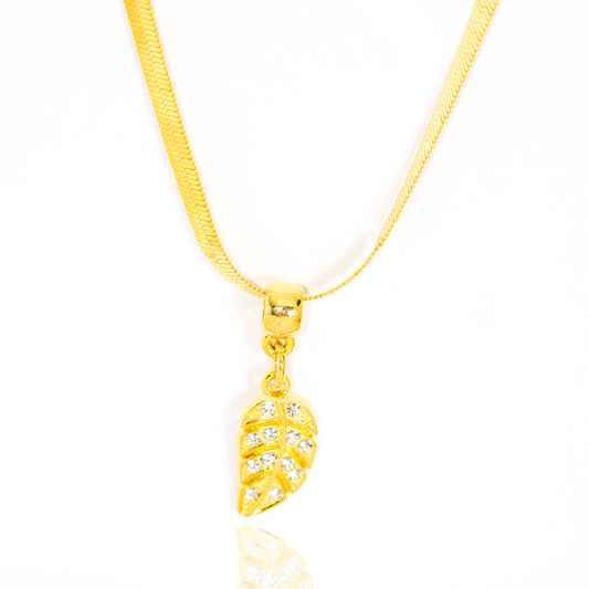 Colar Com Pingente pena cravejada