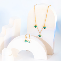 Conjunto Colar e Brinco Com Zircônias Formato 3 Corações