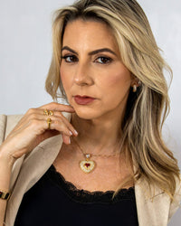 Colar Pingente Coração em Pedra Vermelha Cravejado com Zircônia com Ponto Gota Cristal Banhado em Ouro 18K