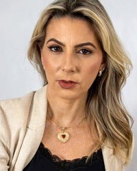 Colar Pingente Coração em Pedra Vermelha Cravejado com Zircônia com Ponto Gota Cristal Banhado em Ouro 18K