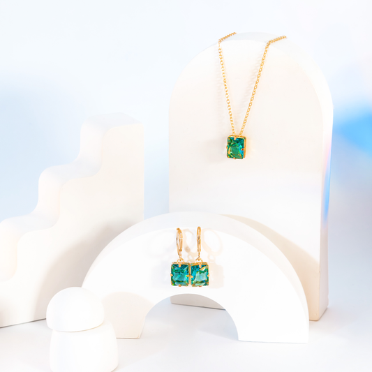Conjunto Brinco e Colar Quadrado Verde Banhado