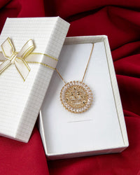 Colar Pingente Madala Meu Filho Amado Com Zirconias Banhado em Ouro 18K