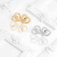 Brinco Coração Nossa Senhora Banhado Cravejado