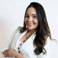 Colar Medalha Escrito Luz - Banhado em Ouro 18K