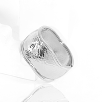 Pulseira Rígida Articulada de Metal Texturizado Banhado