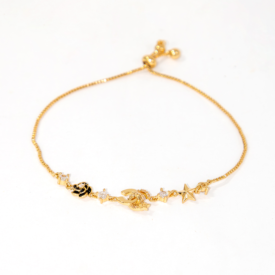 Pulseira Com Pingente Delicados Flor e Estrela Banhado