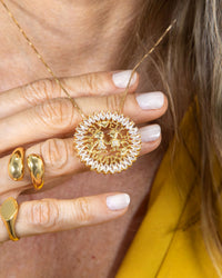 Colar Pingente Madala Meu Filho Amado Com Zirconias Banhado em Ouro 18K