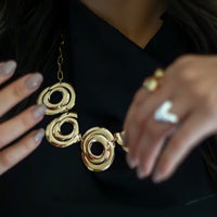 Colar de Argola Dupla Maxi Banhado em Ouro 18K